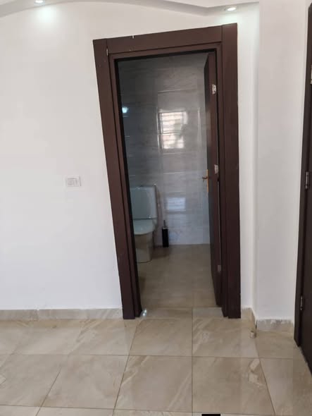شقة فاخرة جاهزة للسكن في شفا بدران بسعر مميز - 5