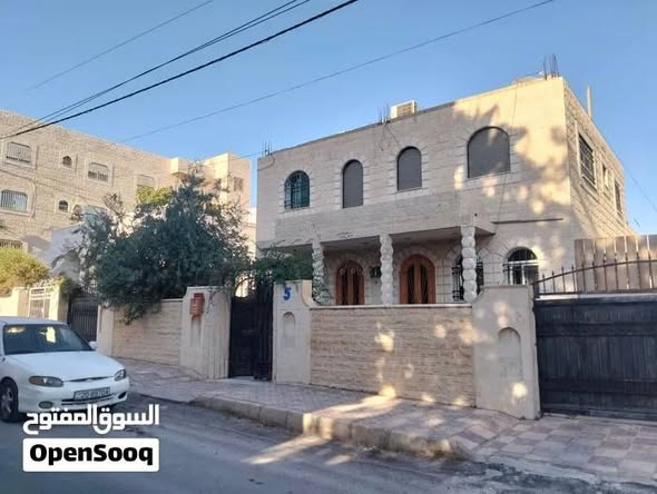 منزل مستقل للبيع في المقابلين - فرصة استثمارية