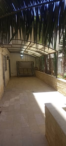 شقة لقطة في الجاردنز - 170م مع حديقة وكراج