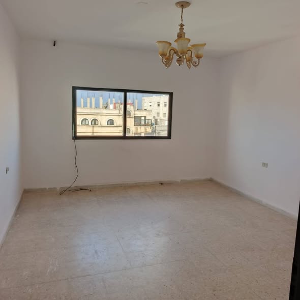شقة سكنية في إربد حي القصيلة بسعر حرق - 3