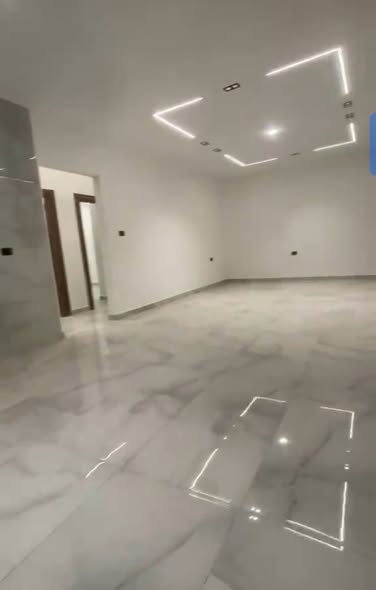شقة مطلة للبيع في طبربور - بسعر مغري - 4
