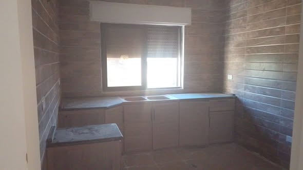 شقة فاخرة غير مسكونة للإيجار في ضاحية الرشيد - 3