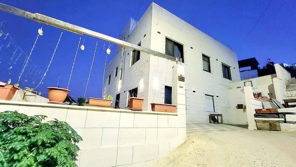 منزل مستقل فاخر للبيع في شفا بدران - 2