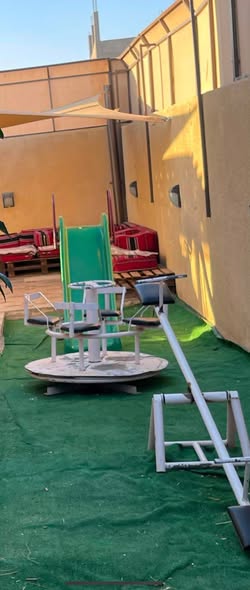 مزرعة فاخرة للبيع فرصة استثمارية على طريق المطار - 3