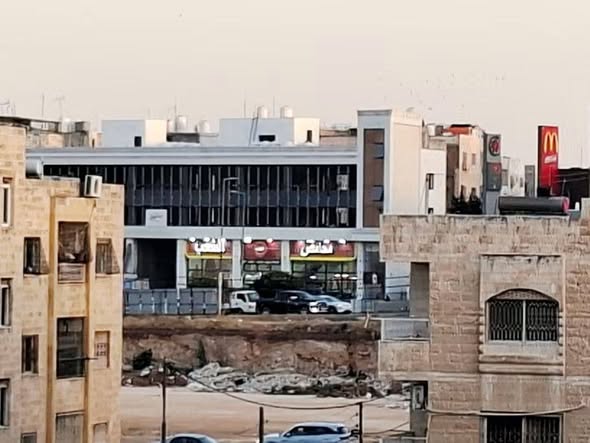 شقة فاخرة للبيع في ضاحية الأمير حسن - 2