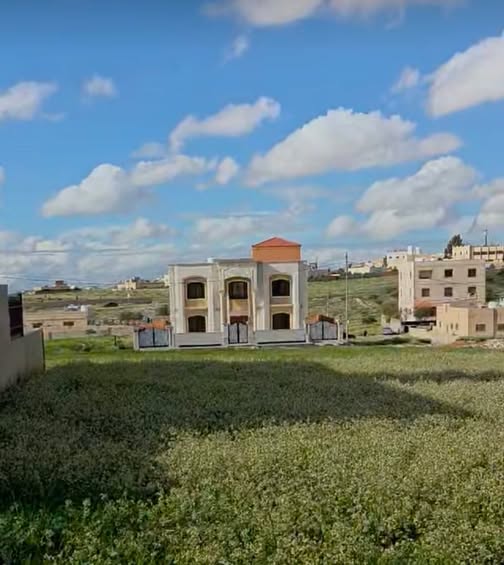 أرض مميزة شرق عمان للبيع