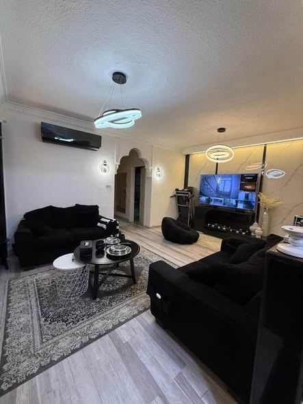 شقة مميزة للبيع في ضاحية الرشيد 230م²