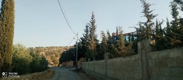 أرض استثمارية مميزة للبيع في العالوك-صروت - 2