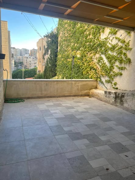 شقة فاخرة للإيجار في أم السماق - 3