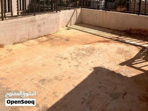 شقة روف فارغة للإيجار في ضاحية الرشيد - 4