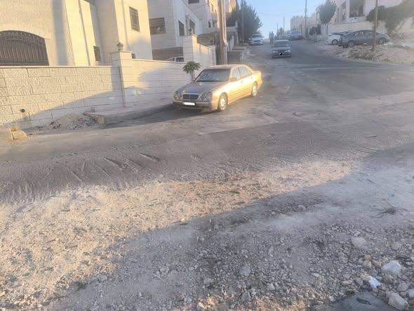 أرض للبيع في طبربور - منسوب طابق