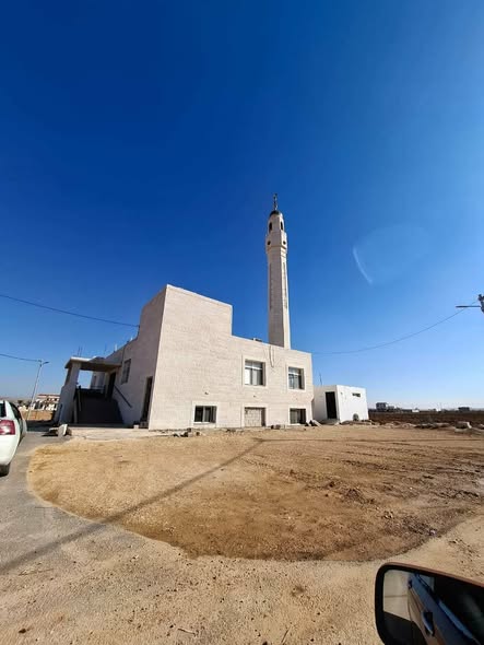 قطعة أرض استثمارية في الرمثا على شارع 16 - 2