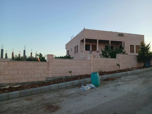 بيت مستقل للبيع في شفا بدران بعائد مميز