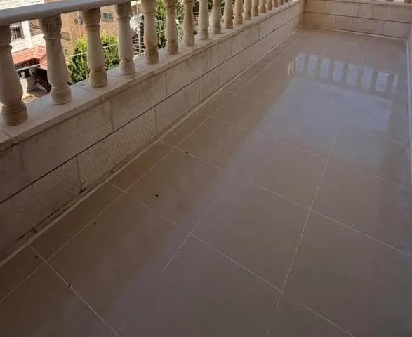 شقة مجددة فارغة للإيجار في تلاع العلي - 2