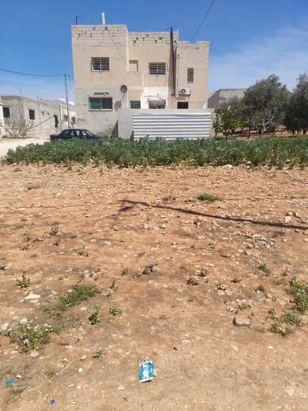 بيت طابقين للبيع في بلعما - دونم مع أشجار مثمرة