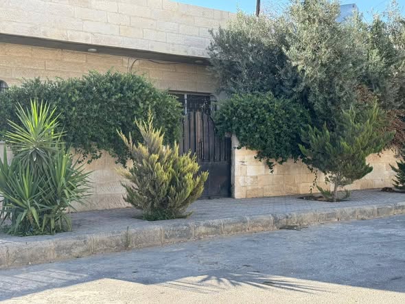 بيت مستقل فاخر للبيع في المستندة – عمان - 2