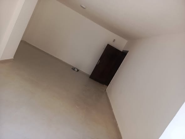 شقة فاخرة للبيع - طابق أرضي مع حديقة - 2