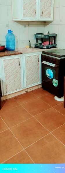 استوديو مفروش للإيجار في وادي صفرة - 3