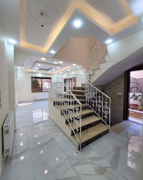 فيلا فاخرة مفروشة للبيع في البنيات – إسكان الأمانة - 3