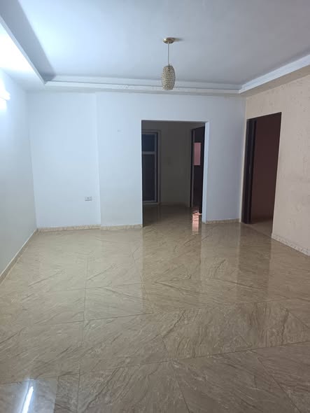 شقة فاخرة للإيجار في إربد - 3 غرف - 2