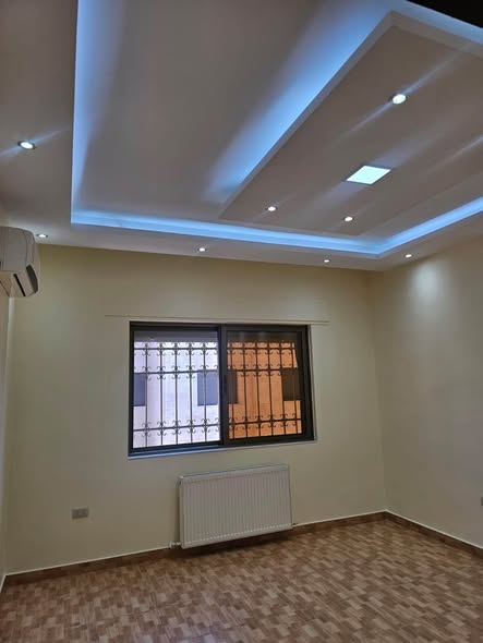 شقة واسعة للإيجار في الجاردنز بمساحة 200م - 3