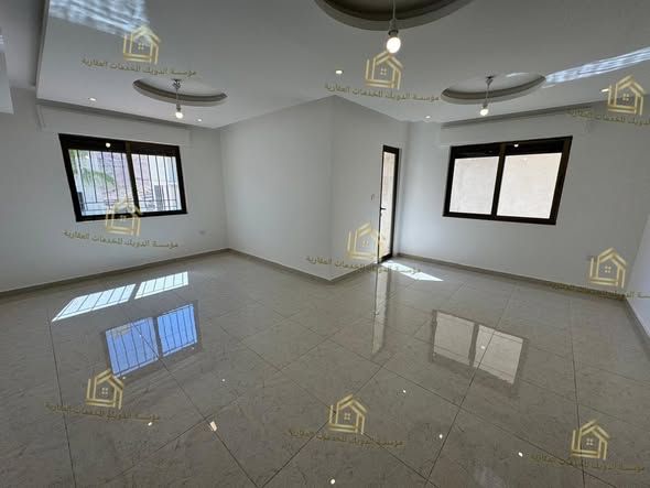 شقة فاخرة للإيجار في دير غبار مع مصعد وكراج - 3