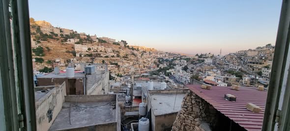 بيت مستقل للإيجار 4 غرف وحوش كبير - 4