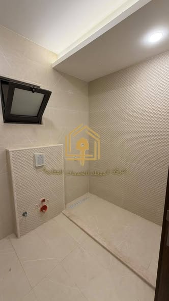 شقة فاخرة للإيجار في ضاحية النخيل - 2