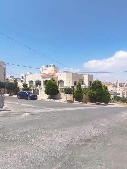 بيت حجر مستقل طابقين للبيع في شفا بدران