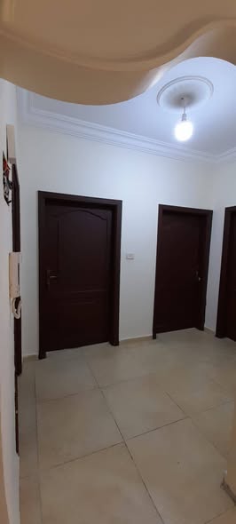 شقة فاخرة للبيع في الزرقاء الجديدة - 2