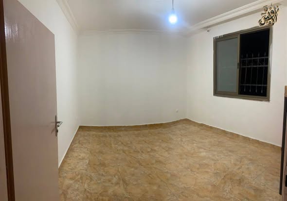 شقة طابق أرضي للبيع في إسكان الضباط - 4