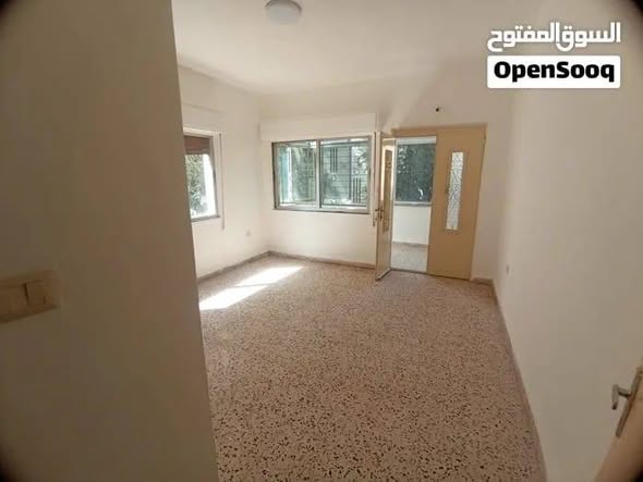 شقة مجددة فارغة للإيجار في المدينة الرياضية - 5