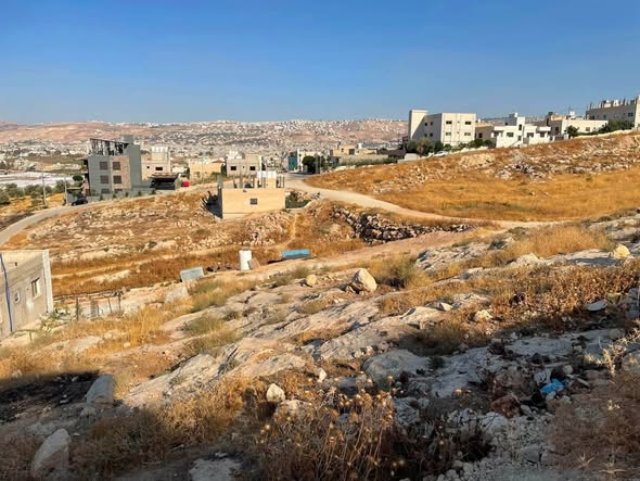 قطعة أرض سكنية للبيع في عين الباشا – حوض الخرشا - 2