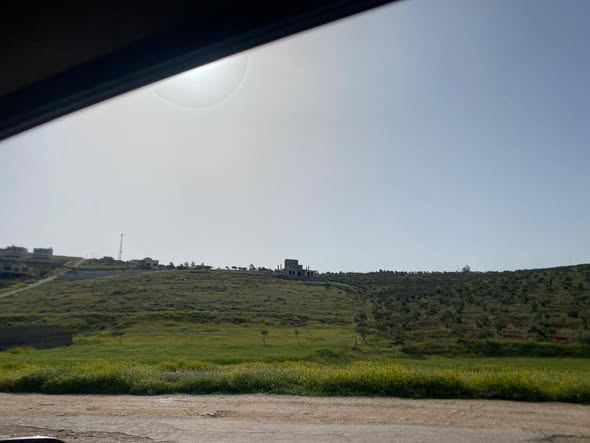 أرض للبيع في إربد بإطلالة رائعة - 2