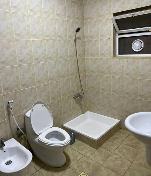 شقة للإيجار في ضاحية النخيل – 375 دينار - 3