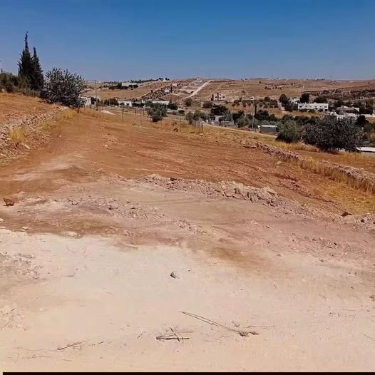 أرض زراعية مميزة للبيع في نادرة شرق جرش - قوشان مستقل