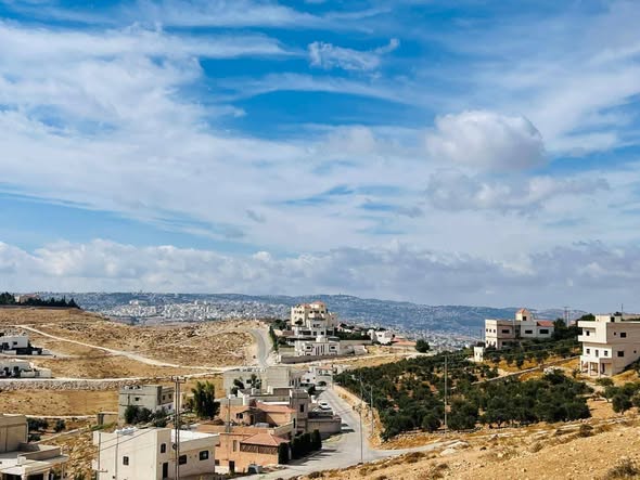 أرض مميزة للبيع في أم رمانة