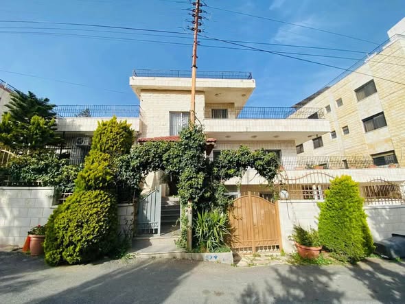 فيلا فاخرة للبيع في الجاردنز بأفضل سعر
