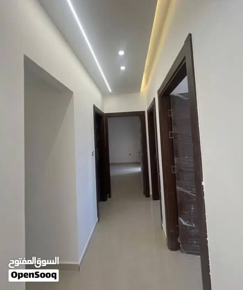 شقة للإيجار الفارغ – موقع مميز وسعر مناسب في البنيات - 4