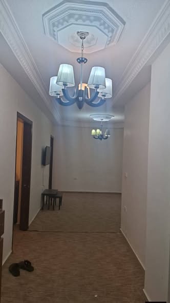 شقة فاخرة للبيع في أبو نصير