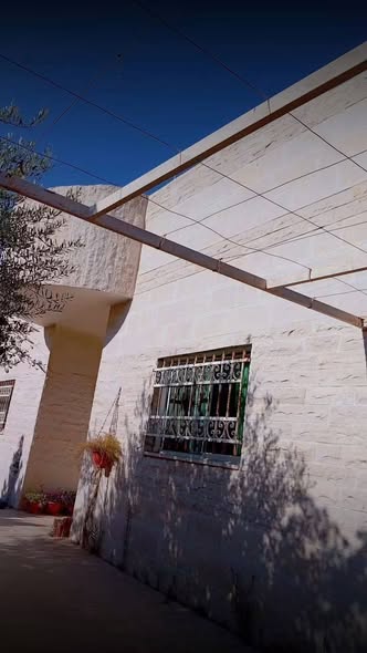 بيت مستقل مميز للبيع في الجويدة بسعر مغري
