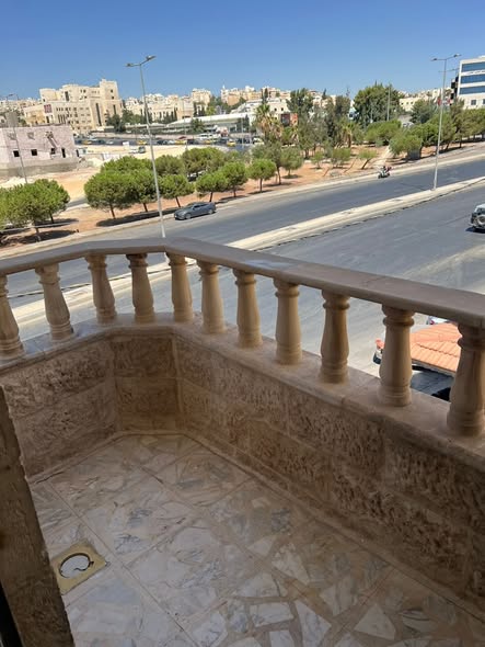 شقة للإيجار في طبربور