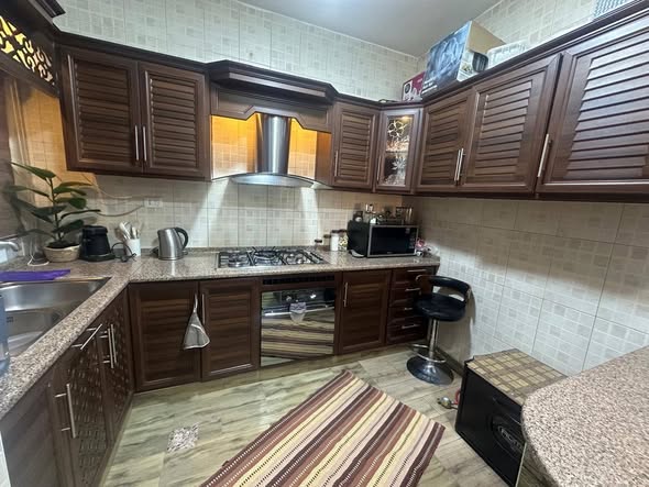 شقة للإيجار في أبو نصير