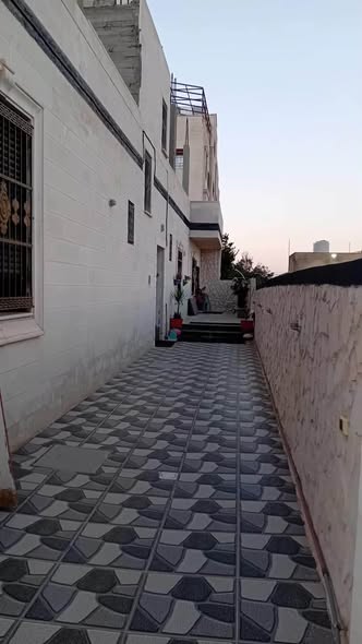 بيت مستقل للبيع في المقابلين - موقع مميز جداً - 3