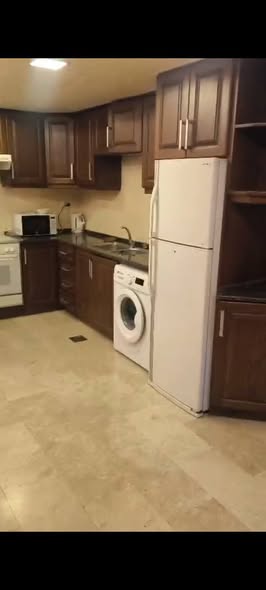 شقة مفروشة فاخرة للإيجار في عبدون - 3