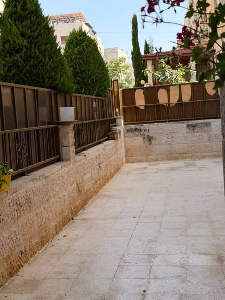 شقة فاخرة للبيع في الجندويل بموقع استراتيجي - 4