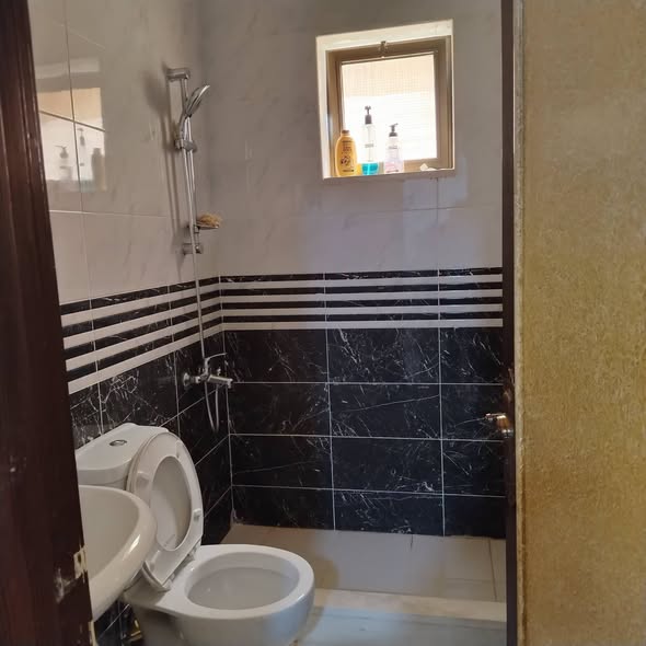 شقة للبيع طابق أرضي في العقبة - موقع مميز - 4