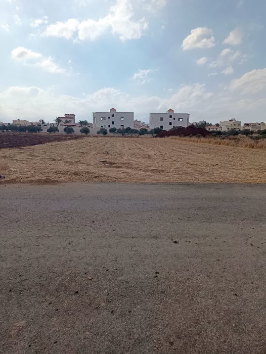 أرض سكنية مميزة في إربد بشرى – حوض الحمص، منطقة الفلل