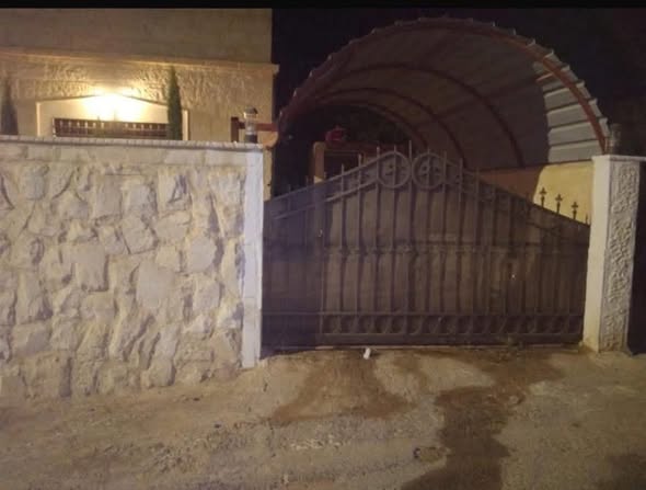 منزل مستقل للبيع بحالة ممتازة بمنطقة المزرعة - 3