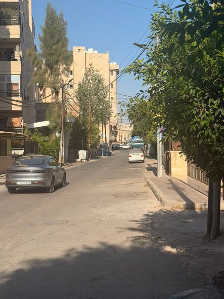 ستوديو عصري للبيع في إربد - 70م² - 2